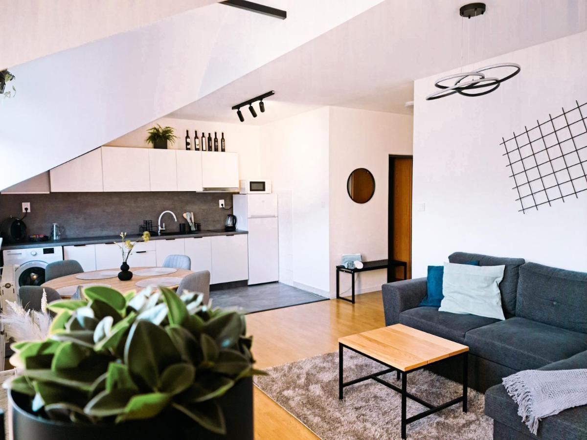 Urban Bloom Apartments By Booky Liptovský Mikuláš المظهر الخارجي الصورة